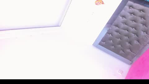 sophia_horny19 online show from 12.14.25