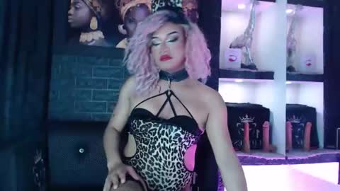 sophia_hott01 online show from 01.08.26
