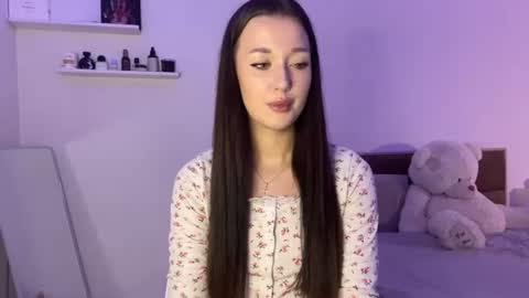 Snapshot of sophia_laine chatting on 06.21.26 Sophia online show from 06.21.26