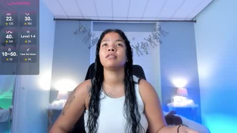  S O P H I A  online show from 10.28.25