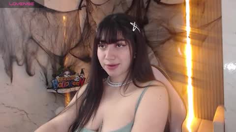 Sophia online show from 10.14.25