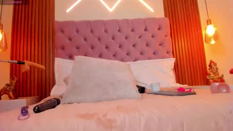 sophia_turneer online show from 09.20.25