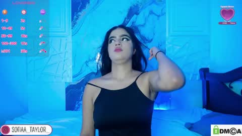 Snapshot of sophiaa_taylor_ chatting on 04.12.26 online show from 04.12.26