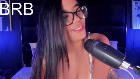 Sophie Hill  online show from 11.26.25