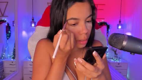 Sophie Hill  online show from 12.04.25