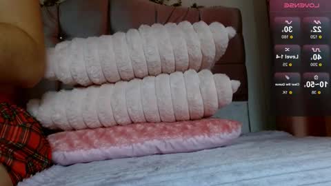 SophiaLee online show from 12.14.25