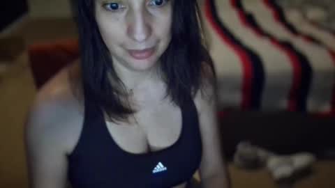 sophiadover online show from 04.21.26