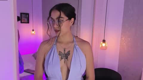 Sophia  online show from 11.14.25