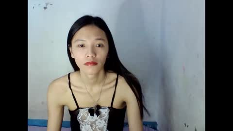 sophialaurel online show from 01.04.25