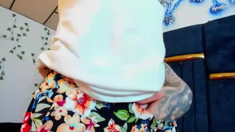 sophiamiller6 online show from 03.28.26