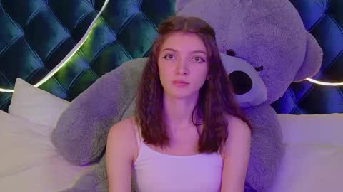 SophiaProve online show from 11.17.25