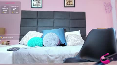 Sophia online show from 10.09.25