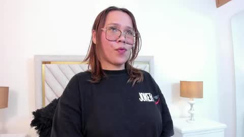 Sophia online show from 04.18.26