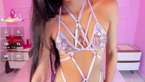 S O P H I A  online show from 10.03.25