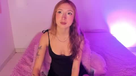 Snapshot of sophie_collins13 chatting on 07.10.26 Sophie online show from 07.10.26