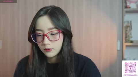 Sophie or Sof online show from 04.21.26