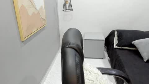 Snapshot of sophie_nolie chatting on 02.10.26 Sophi online show from 02.10.26