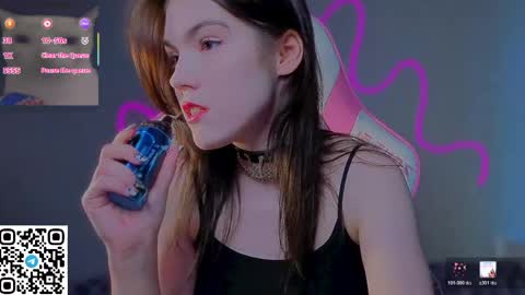 Snapshot of sophie_nomenal_ chatting on 04.26.26 sophie_nomenal_ online show from 04.26.26