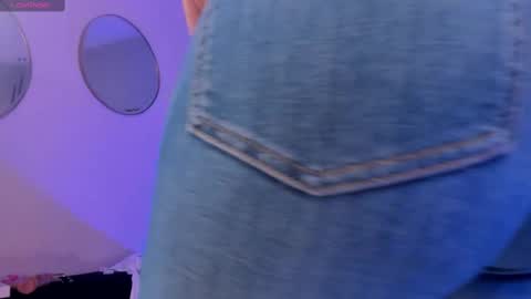 Snapshot of sophiebarnett_ chatting on 09.10.25 Sophie online show from 09.10.25