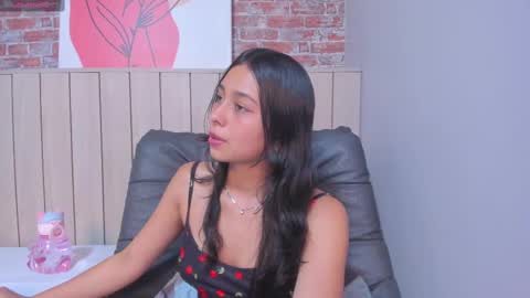 Sophie online show from 03.04.25