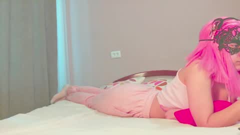 Snapshot of sophiechan69 chatting on 05.11.26 ShopieChan69 online show from 05.11.26