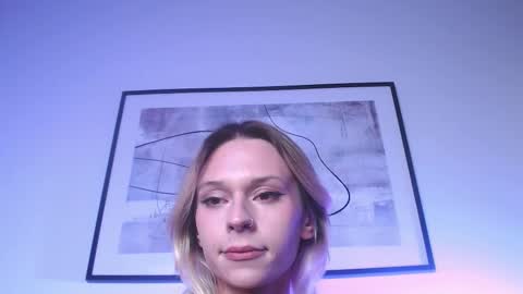 Snapshot of sophiediamond_x chatting on 10.15.25 sophiediamond_x online show from 10.15.25