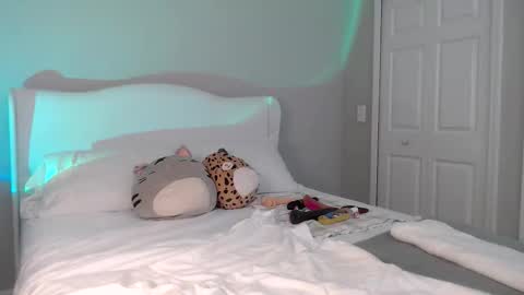 Sophie Star online show from 11.16.25