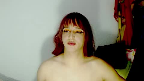 sophiehillsxo online show from 01.05.25