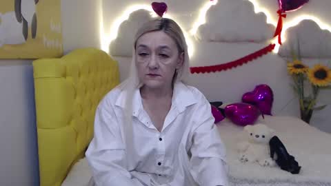 sophiekittyy online show from 02.16.25