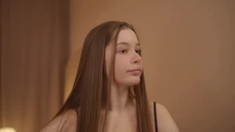 Sophie  Next stream  3 online show from 02.13.25