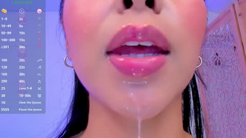 sophierooy online show from 12.18.24