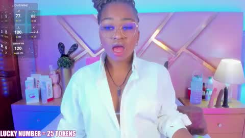 Sophie online show from 03.28.26