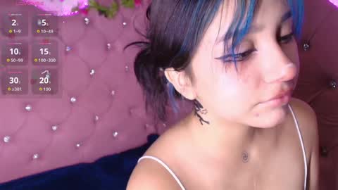   Sophie  online show from 04.19.26