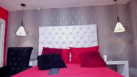 SophieWinslow online show from 01.06.25