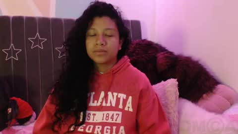 Snapshot of sophiia_dreams chatting on 11.07.25 Sophia this is not my real name online show from 11.07.25