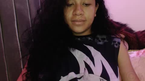 Snapshot of sophiia_dreams chatting on 11.25.25 Sophia this is not my real name online show from 11.25.25