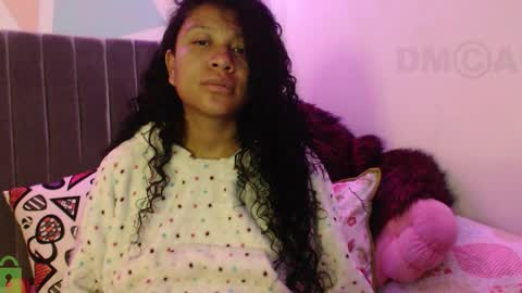 Snapshot of sophiia_dreams chatting on 11.30.25 Sophia this is not my real name online show from 11.30.25