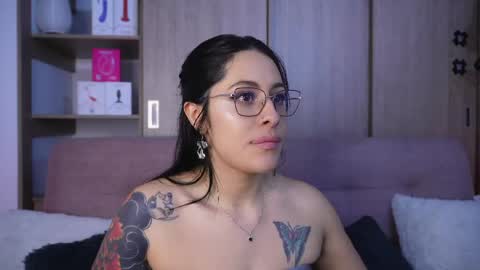 Sophiie online show from 04.20.26