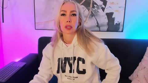 Sophi online show from 03.05.26