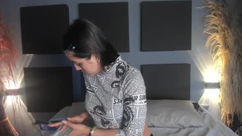 Snapshot of sophy_smilesweet chatting on 02.06.25 SOPHY ROGERS online show from 02.06.25