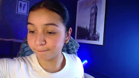 Sophy  online show from 02.25.26