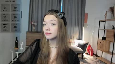 Snapshot of sophystarks chatting on 12.18.25 Emilia You can call me Emmy online show from 12.18.25