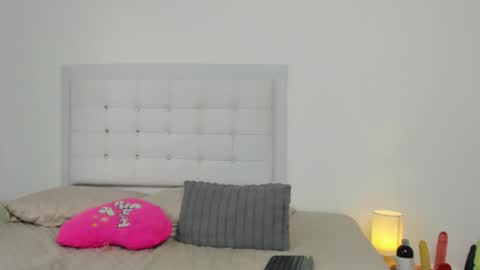 Sofia  online show from 10.29.25