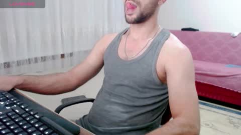 Snapshot of sorrymybadd chatting on 10.14.25 luis online show from 10.14.25