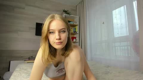 Snapshot of sosaguillypleasure chatting on 05.22.26 sosaguillypleasure online show from 05.22.26