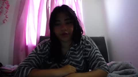 Snapshot of soul_purple chatting on 02.14.25 soul online show from 02.14.25