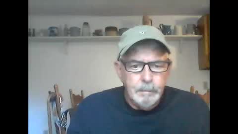 Snapshot of sounman chatting on 10.20.25 sounman online show from 10.20.25