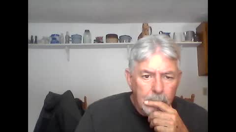 Snapshot of sounman chatting on 11.10.25 sounman online show from 11.10.25