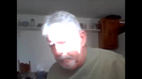 Snapshot of sounman chatting on 11.12.25 sounman online show from 11.12.25