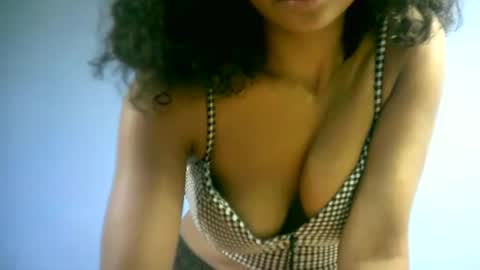 sourayaa online show from 04.17.26